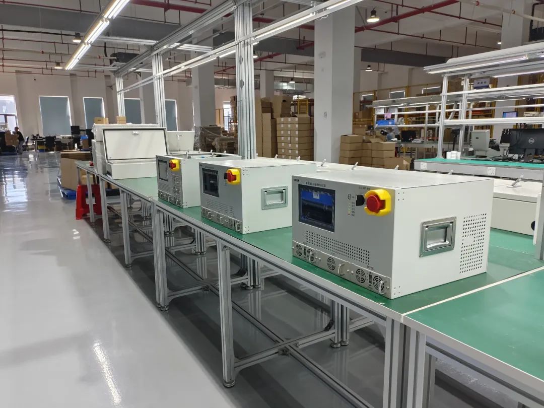 Battery Bank Online Remote Capacity Testing Solution Master Device Dispositivo maestro de solución de prueba de capacidad remota en línea de banco de baterías