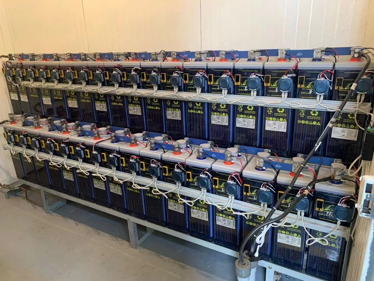Integraci&oacute;n de monitoreo de bater&iacute;a y prueba de capacidad: protecci&oacute;n de energ&iacute;a en hospitales